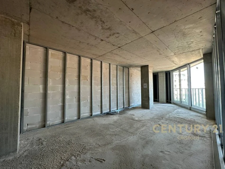 Tirane, shes Apartament 1+1 , 119 m² 560.000 € (Sheshi Skenderbej Qender)