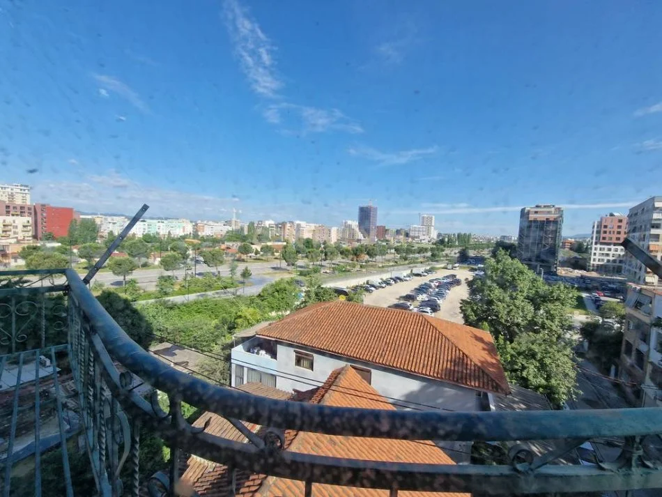 Tirane, shitet apartament 2+1 Kati 4, 72 m² 138.000 € (Rruga Karl Gega)