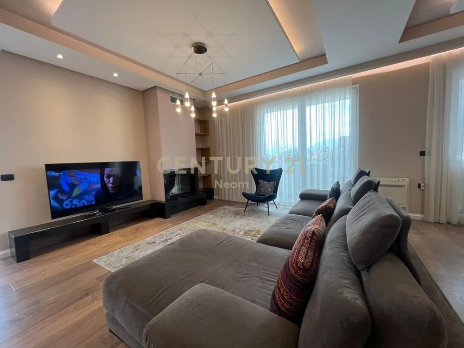 Tirane, jap me qera apartament (PENTHOUSE) 1+1+POST PARKIMI+VERANDE , 154 m² 1.400 € (Liqeni i Tiranës)