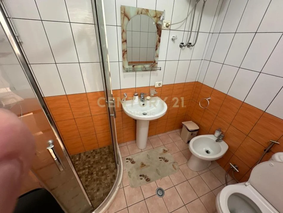 shitet apartament Kati 13, 44 m² 54.000 € (PER SHITJE, SHKEMBIN E KAVAJES-DURRES!)