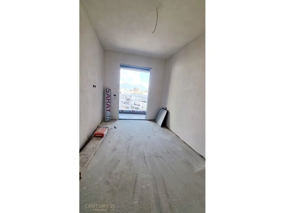 Tirane, shes apartament 1+1+Ballkon , 63 m² 170.000 € (Komuna e Parisit)