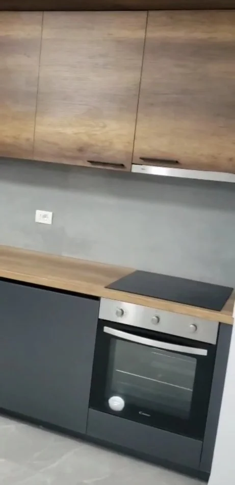 Tirane, jepet me qera apartament 2+1+Ballkon Kati 4, 110 m² 550 € (Ali Shefqeti)