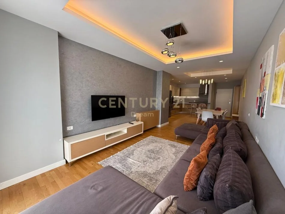 Tirane, jap me qera apartament 3+1+2 , 120 m² 850 € (Kodra e Diellit)