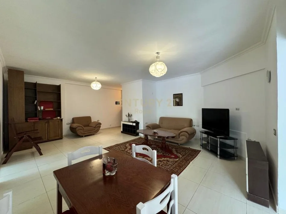 Tirane, shitet apartament 2+1+Ballkon Kati 1, 120 m² 176.500 € 