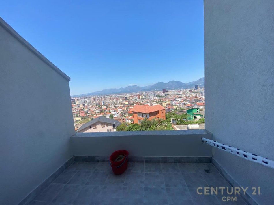 Tirane, shitet apartament 1+1 Kati 2, 71 m² 127.500 € 