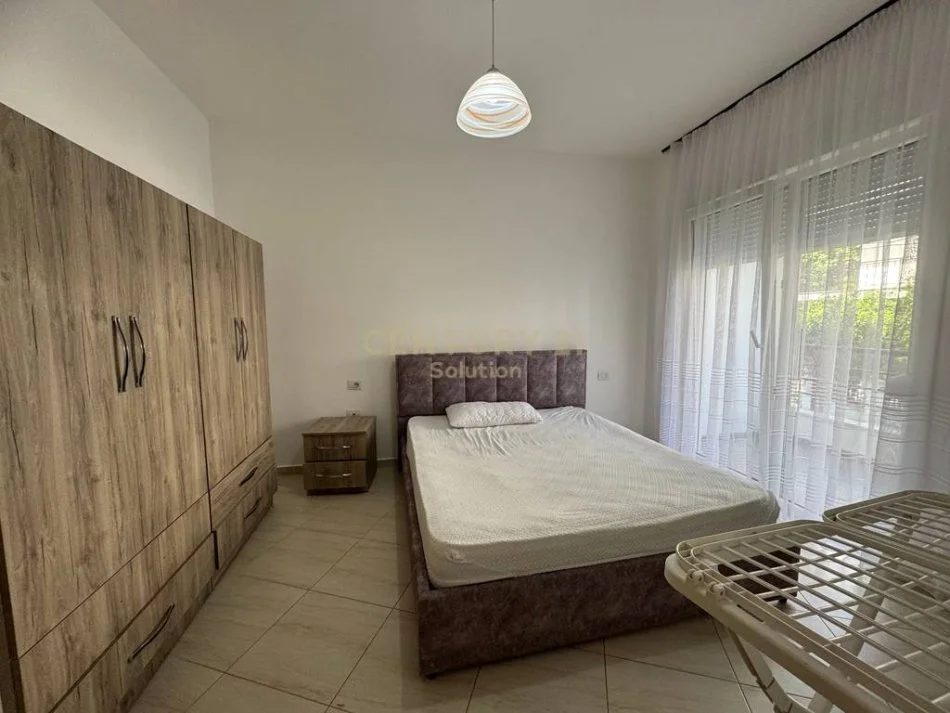 Tirane, jepet me qera apartament 2+1 Kati 2, 85 m² 600 € (Kompleksi Fz)