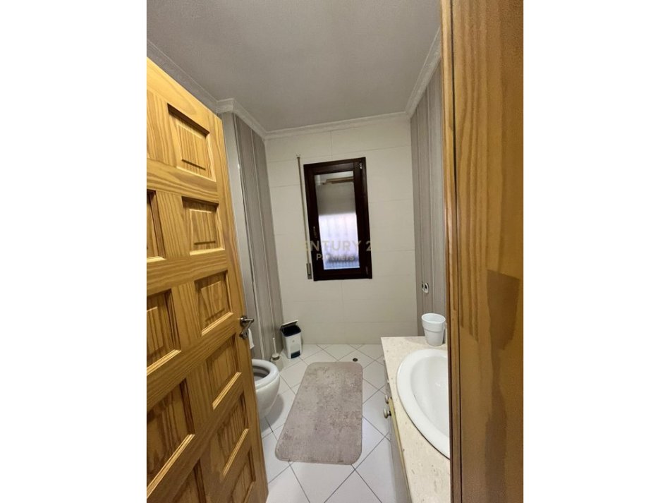Tirane, shitet apartament 2+1 Kati 4, 104 m² 180.000 € 