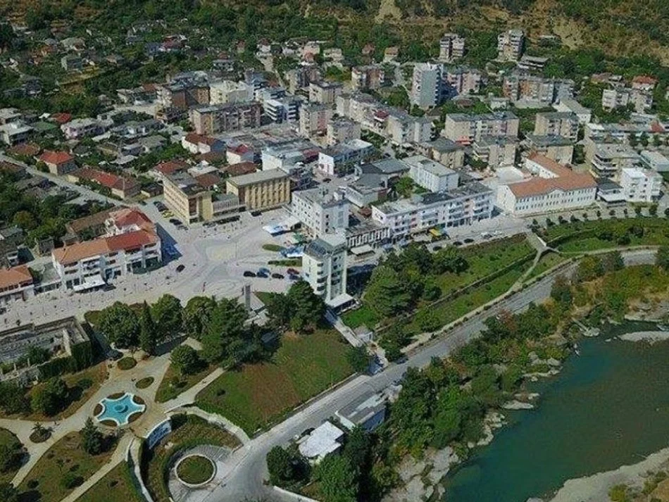 Permet, shitet bar-resorant Kati 0, 132 m² 195.000 € 