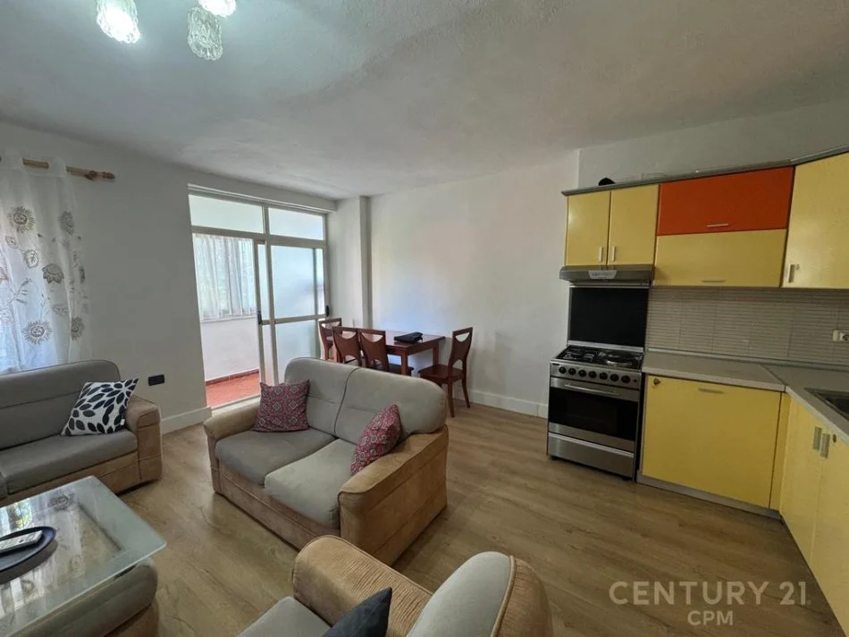 Tirane, jepet me qera apartament 1+1 Kati 5, 71 m² 500 € 