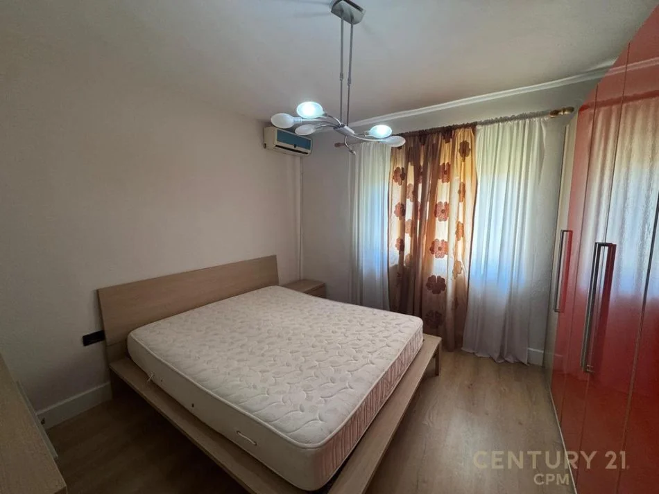 Tirane, jepet me qera apartament 1+1 Kati 5, 71 m² 500 € 