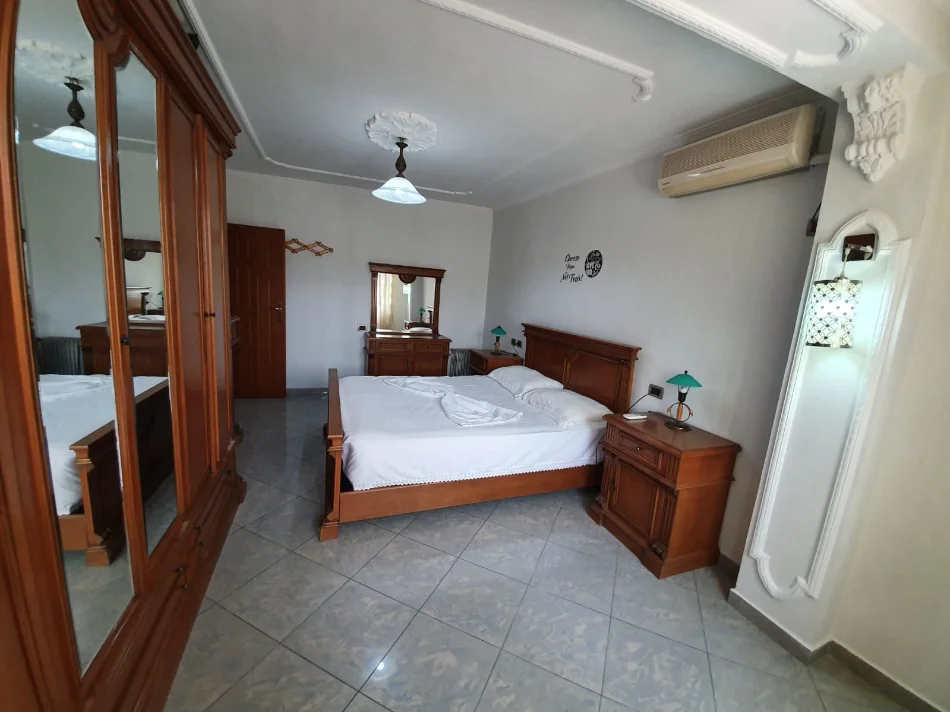 Tirane, jepet me qera apartament 1+1 Kati 5, 60 m² 550 € (Myslym Shyri)