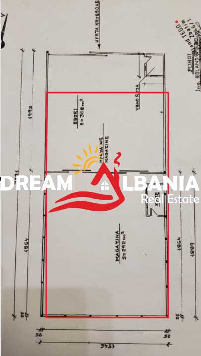 Tirane, jepet me qera magazine , 500 m² 4.000 €