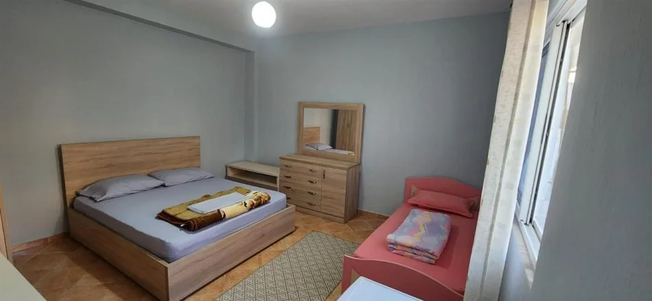Apartament 1+1 me qera tek Rruga Siri Kodra, Dispanceria (400 Euro)