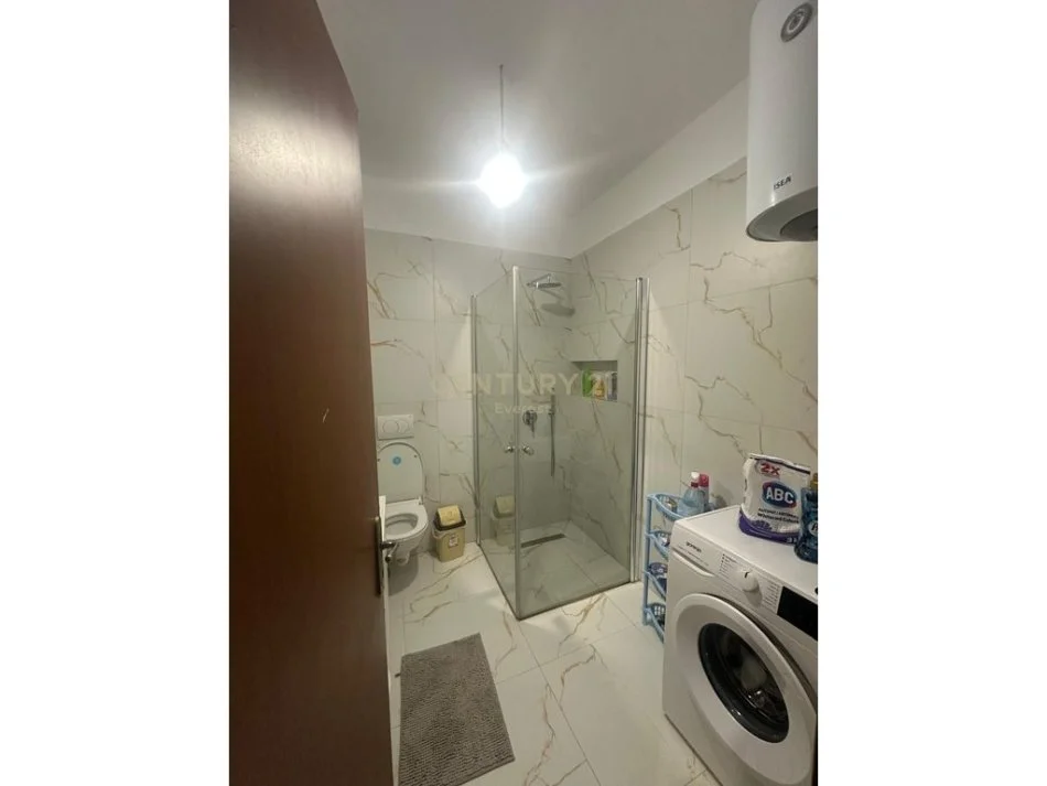 Tirane, shes apartament 2+1 Kati 4, 93 m² 95.000 € (Kashar)