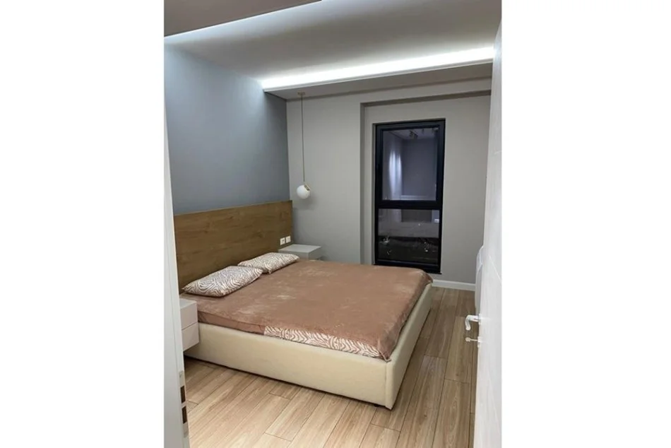 Tirane, jepet me qera 1+1 , 70 m² 850 € 