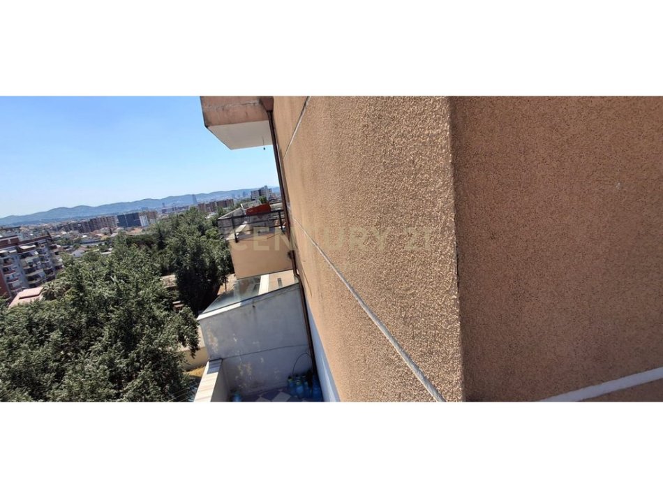 Tirane, shitet apartament 2+1 Kati 8, 96 m² 110.000 € 