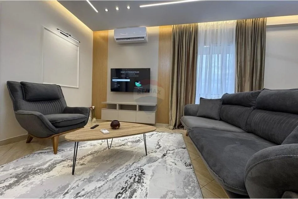 Tirane, jepet me qera apartament 2+1 , 111 m² 500 € (Fresk)