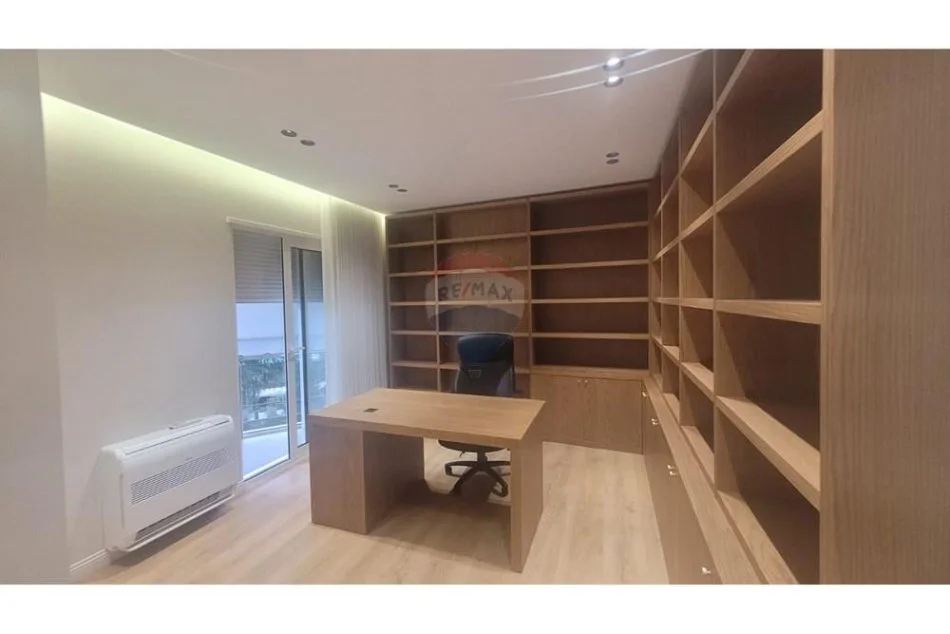 Tirane, jepet me qera apartament 2+1+Aneks+Ballkon Kati 4, 1.500 € (rruga e bogdaneve)