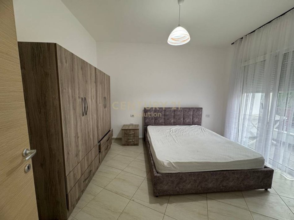 Tirane, jepet me qera apartament 2+1 Kati 2, 74 m² 500 € 