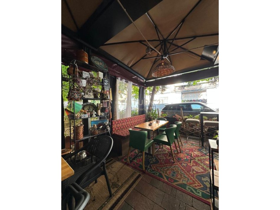 Tirane, jepet me qera bar-resorant , 40 m² 1.500 € (Rr.Myslym Shyr)
