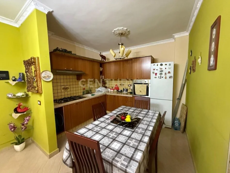 Durres, shitet apartament 1+1 , 96 m² 125.000 € (Shitje në Plazh, Durrës)