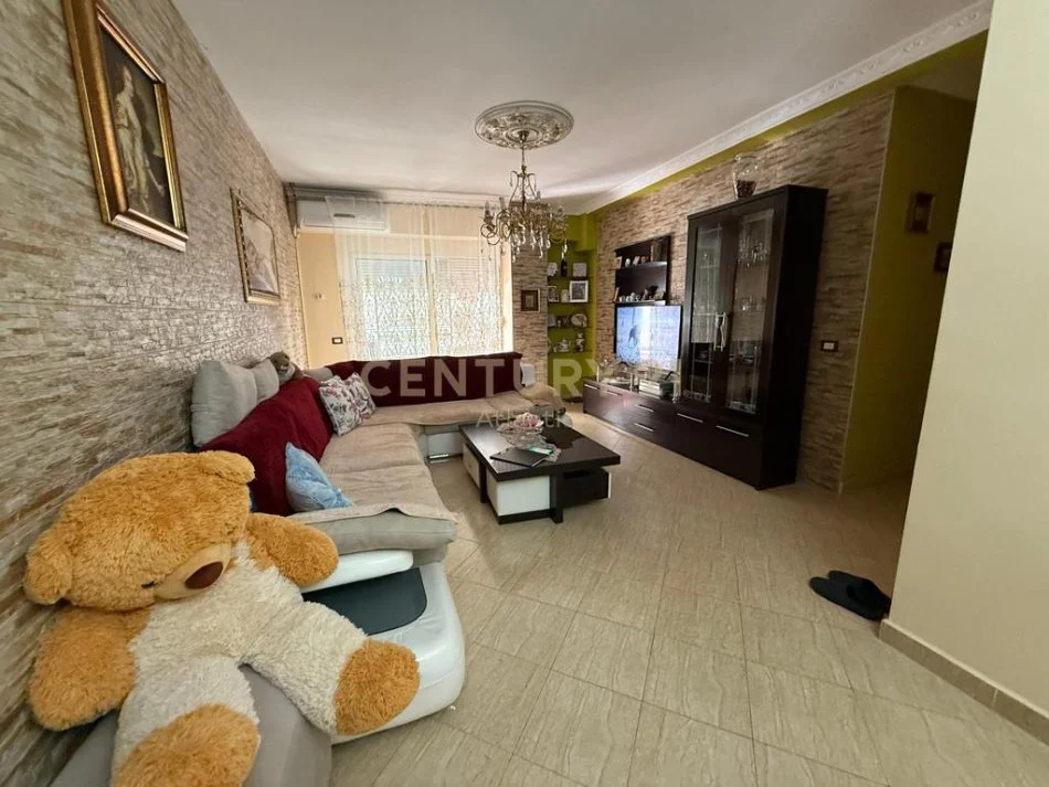 Durres, shitet apartament 1+1 , 96 m² 125.000 € (Shitje në Plazh, Durrës)