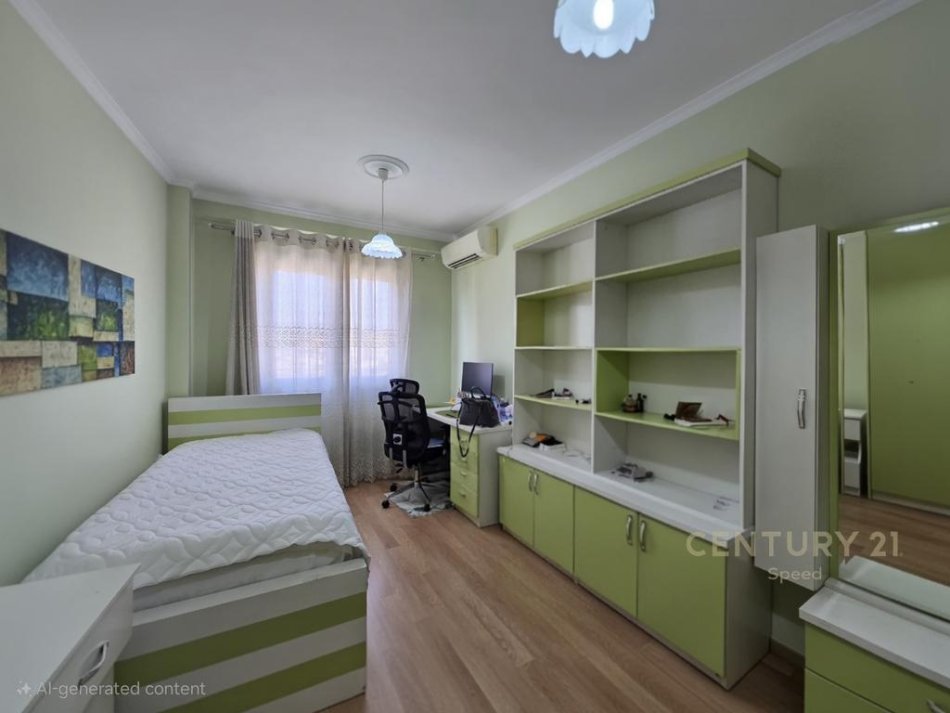 Tirane, jepet me qera apartament 2+1 Kati 4, 88 m² 580 € (Ruga Ali Demi)