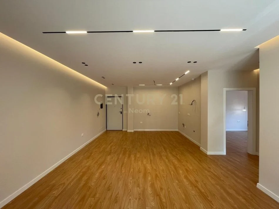 Tirane, shes apartament 2+1 , 98 m² 215.000 € (Kodra e Diellit)