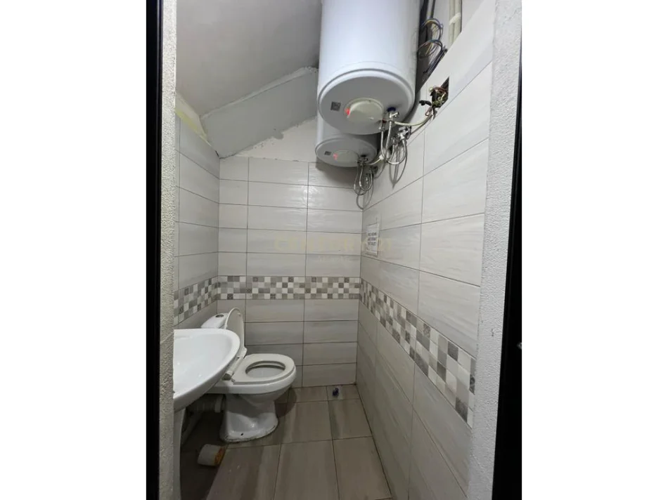 Durres, shitet ambjent biznesi Kati 0, 113 m²