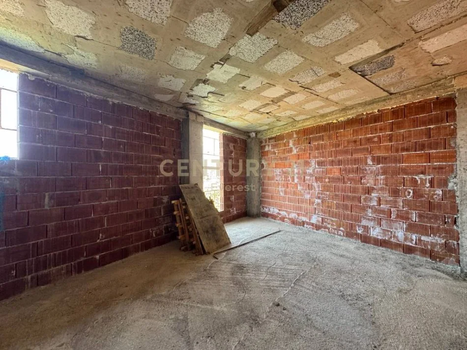 Tirane, shitet apartament 1+1 Kati 1, 65 m² 88.000 € (ALI DEMI)