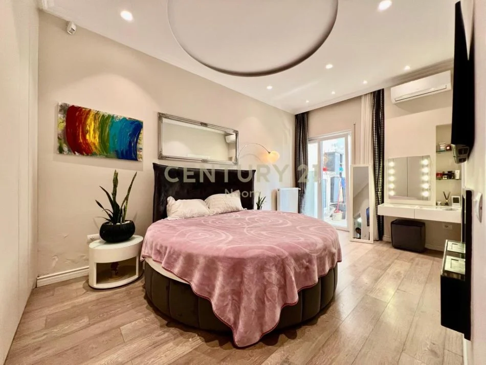 Tirane, shitet apartament 2+1+Aneks+Ballkon Kati 1, 121 m² 210.000 € (Neom116689)