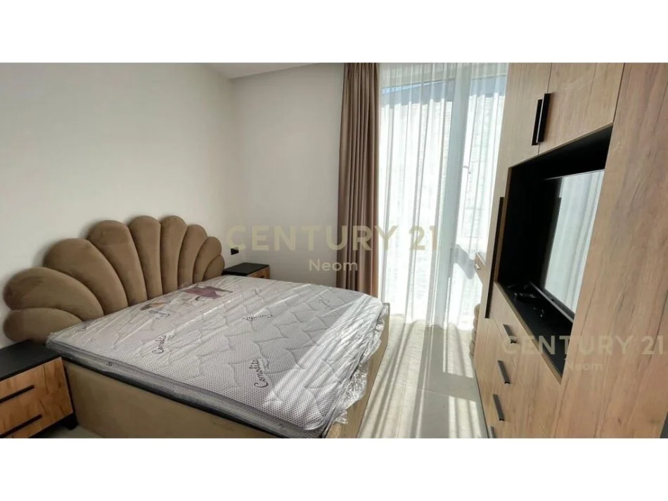 Tirane, jepet me qera apartament 2+1+Aneks+Ballkon Kati 2, 99 m² 1.350 € (Neom116702)