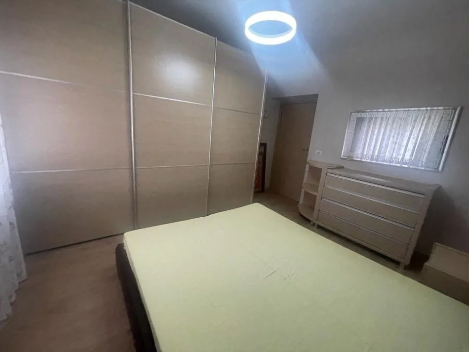 ‼️  𝐀𝐩𝐚𝐫𝐭𝐚𝐦𝐞𝐧𝐭 𝟐+𝟏 𝐦𝐞 𝐪𝐢𝐫𝐚 – 𝐑𝐫𝐮𝐠𝐚 𝐏𝐞𝐭𝐫𝐨 𝐍𝐢𝐧𝐢 𝐋𝐮𝐚𝐫𝐚𝐬𝐢, 𝐒𝐡𝐤𝐨𝐥𝐥𝐚 𝐞 𝐁𝐚𝐥𝐞𝐭𝐢𝐭  ‼️