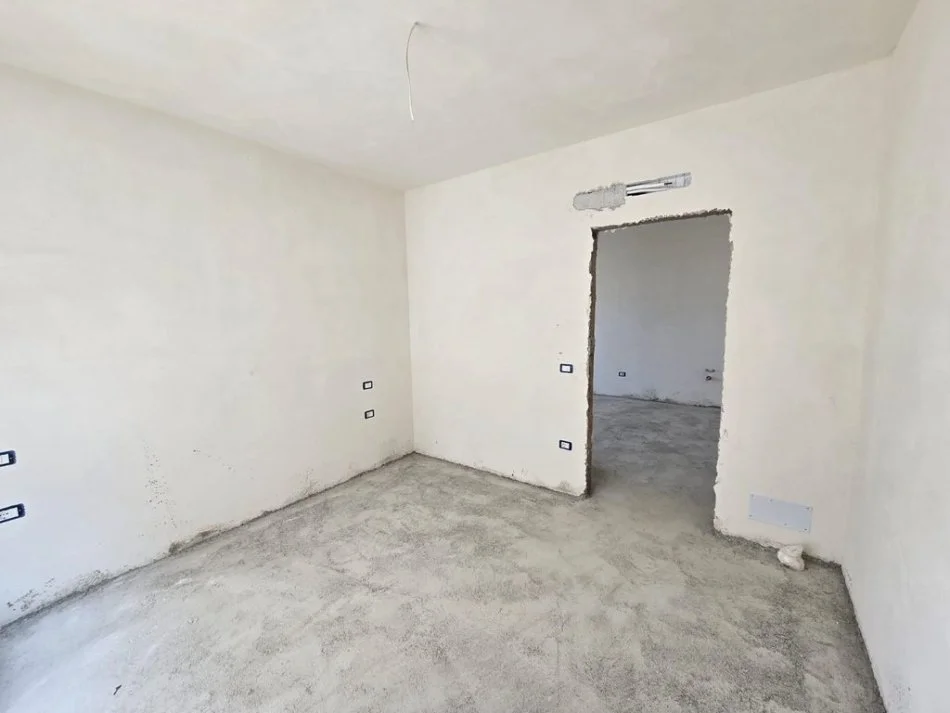 Golem, shitet apartament 2+1+Ballkon Kati 4, 86 m² 112.000 € 