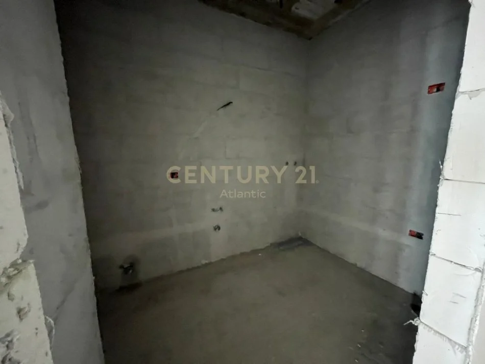 Durres, shitet apartament 1+1 Kati 2, 64 m² 64.000 € (Golem – Ndërtim i Ri)