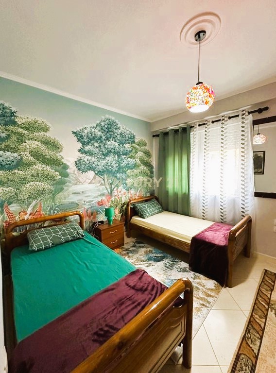 Tirane, shitet apartament 2+1+Aneks+Ballkon Kati 5, 97 m² 291.000 € 