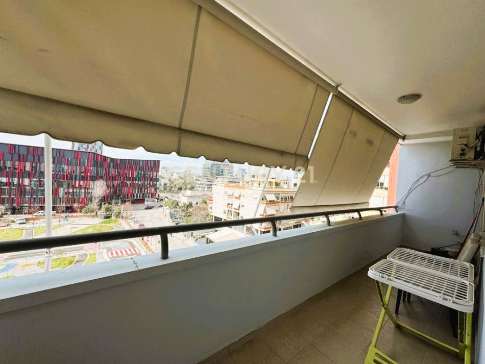 Apartament 2+1 për Shitje pranë Stadiumit Air Albania – Lokacion Elitar në Zemër të Tiranës