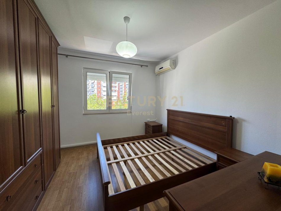 Tirane, shes apartament 2+1+Ballkon Kati 5, 59 m² 95.000 € 