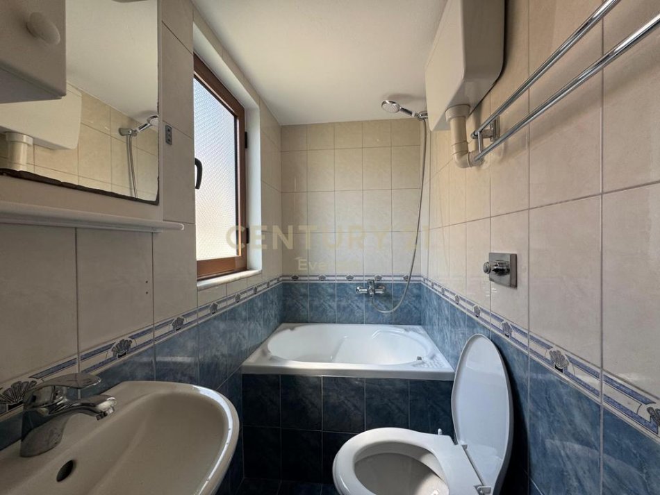Tirane, shitet apartament 2+1 Kati 5, 59 m² 95.000 € 