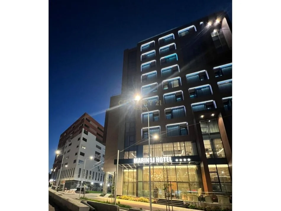 Tirane, shitet apartament 2+1 Kati 4, 118 m² 180.000 € 