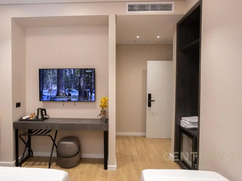 Vlore, shitet apartament 4+1+Ballkon Kati 2, 150 m² 250.000 € (Bulevardi ismail qemali)