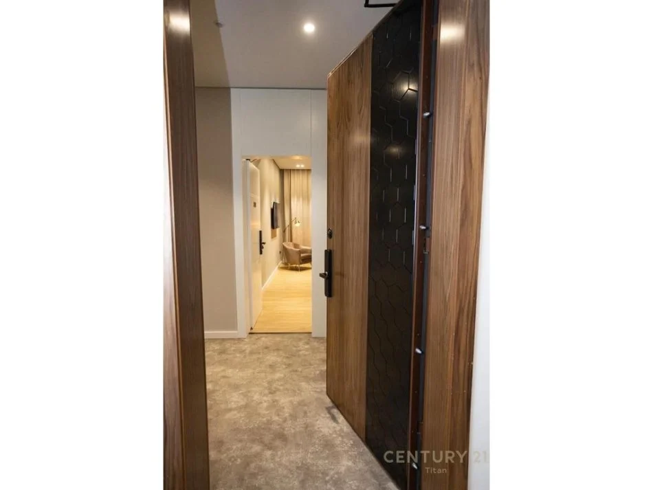 Vlore, shitet apartament 4+1+Ballkon Kati 2, 150 m² 250.000 € (Bulevardi ismail qemali)