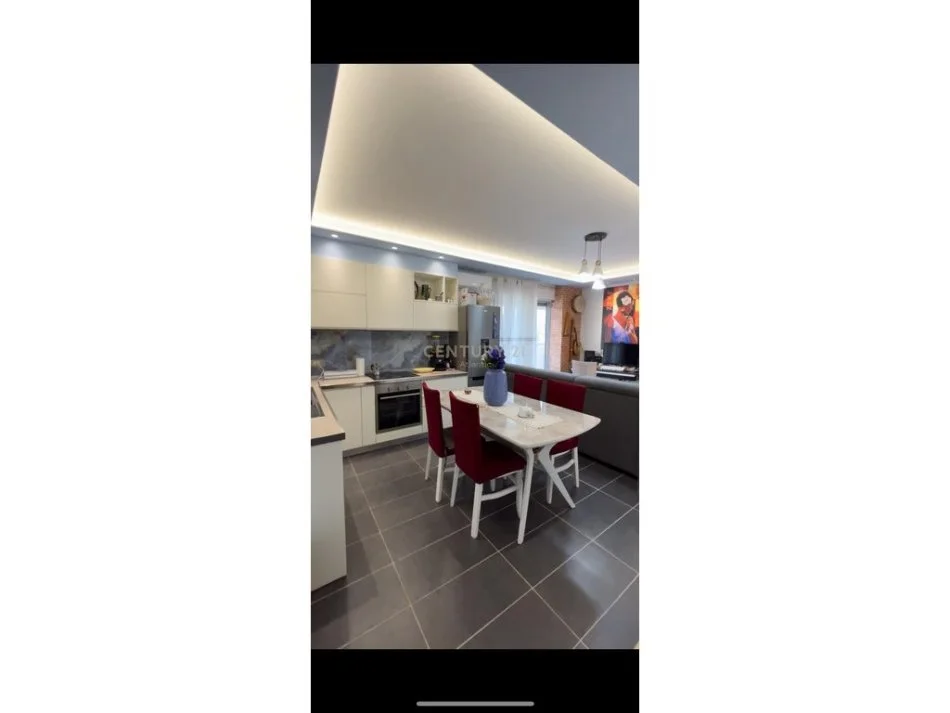 Durres, shitet apartament 2+1+Ballkon Kati 1, 82 m² 120.000 € (VALA PARK)