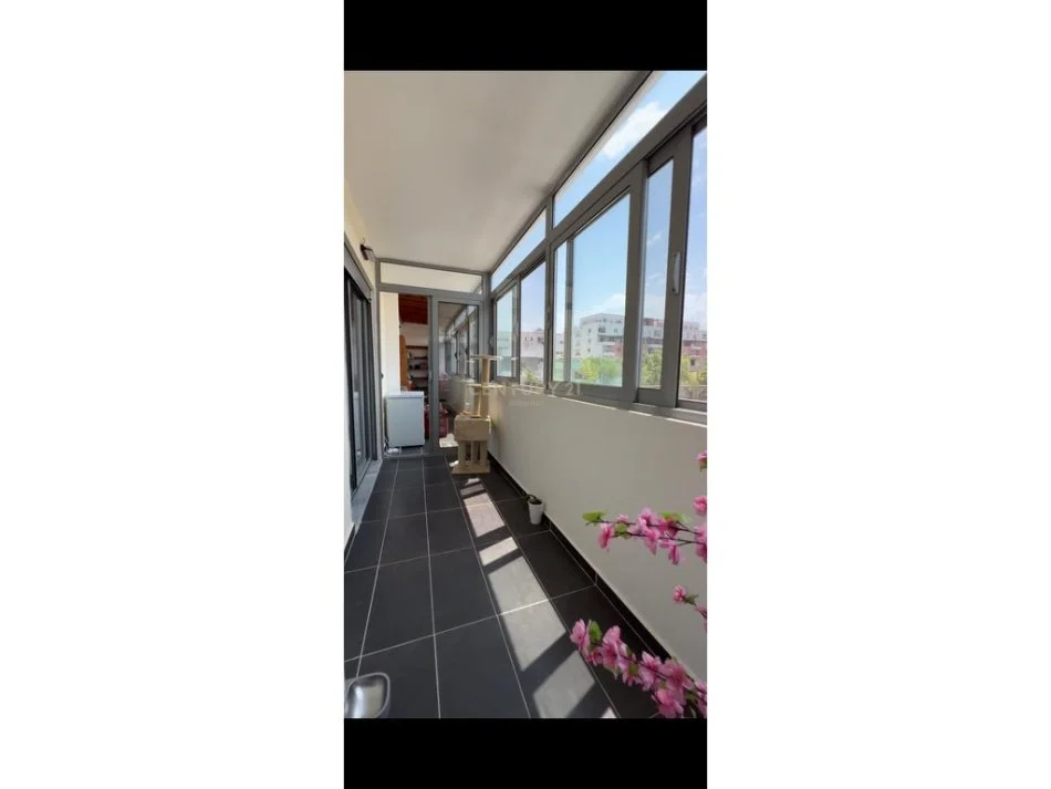 Durres, shitet apartament 2+1+Ballkon Kati 1, 82 m² 120.000 € (VALA PARK)