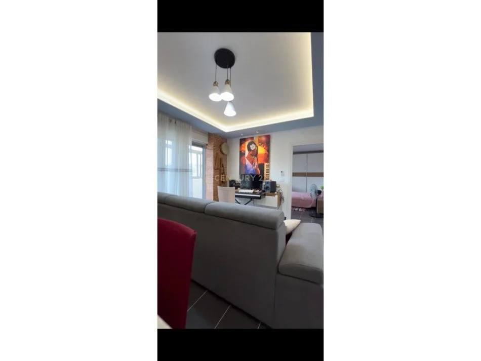 Durres, shitet apartament 2+1+Ballkon Kati 1, 82 m² 120.000 € (VALA PARK)