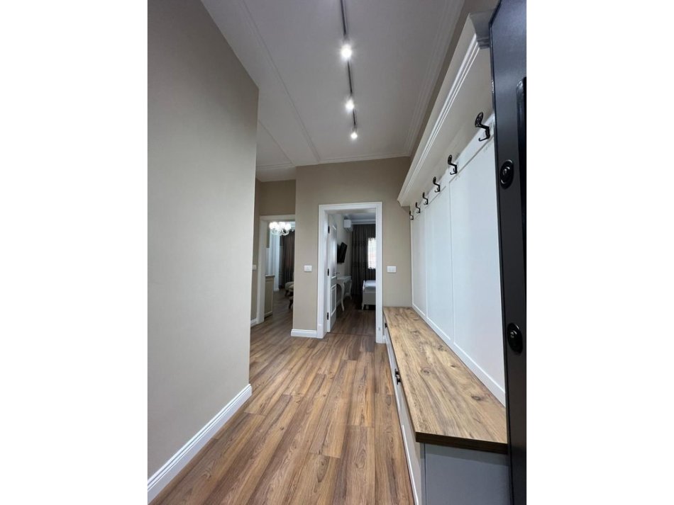 Tirane, jepet me qera apartament 1+1+Ballkon Kati 5, 60 m² 600 € 