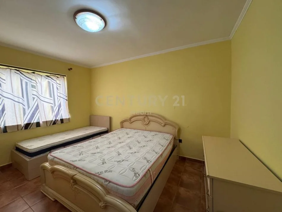 Tirane, jepet me qera apartament 1+1+Aneks+Ballkon Kati 5, 60 m² 500 € (Neom117126)