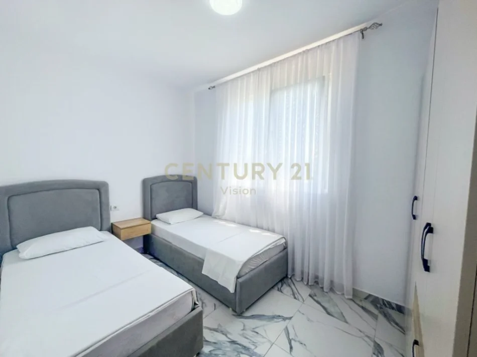 Shengjin, shitet 1+1+Ballkon Kati 2, 66 m² 86.500 € (shengjin)