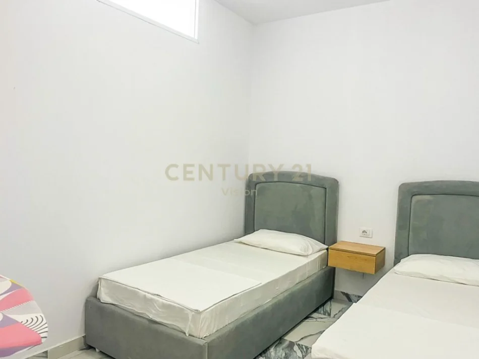 Shengjin, shitet 1+1+Ballkon Kati 2, 74 m² 96.000 € (shengjin)