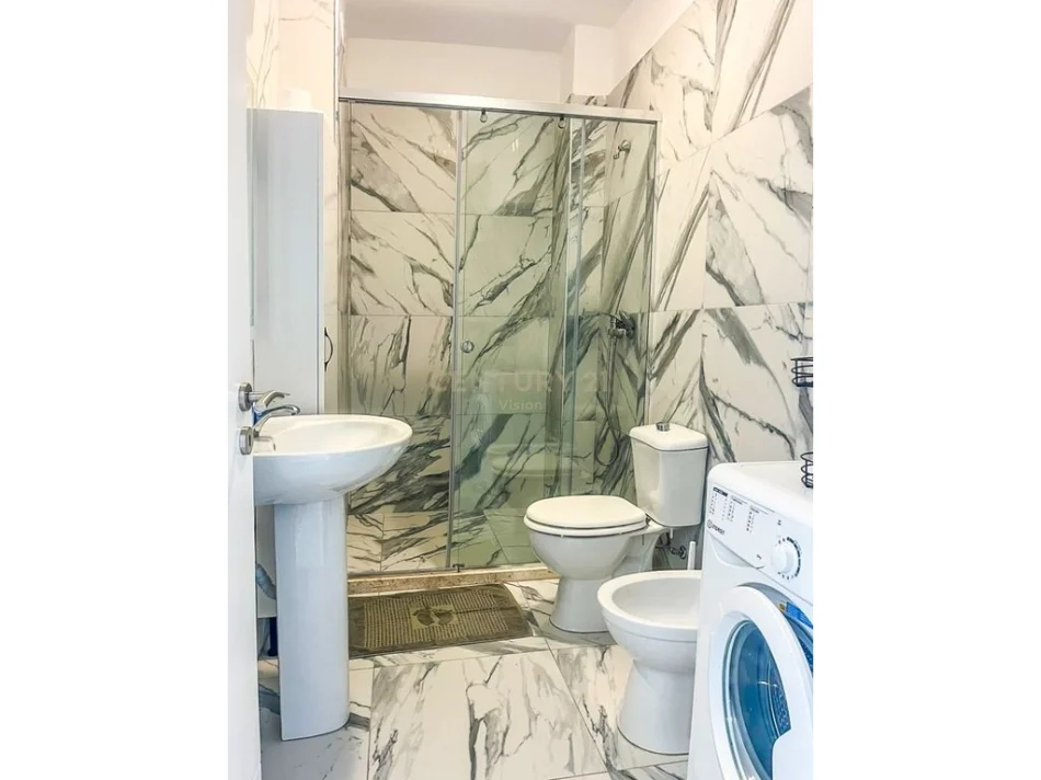 Shengjin, shitet 1+1+Ballkon Kati 2, 74 m² 96.000 € (shengjin)